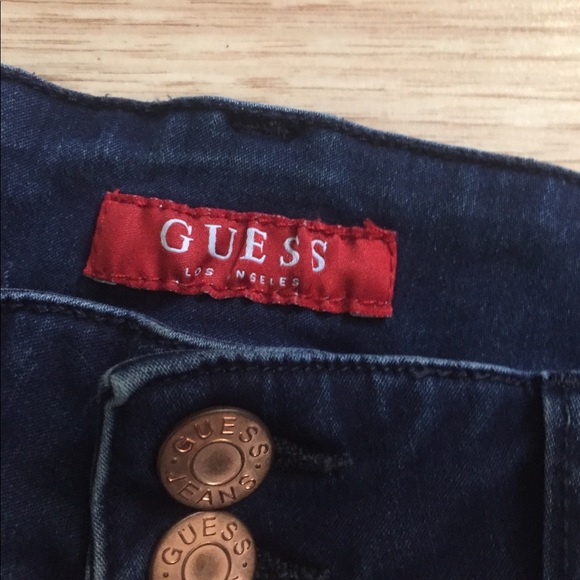 Guess jeans shorts - Picture 2 of 4